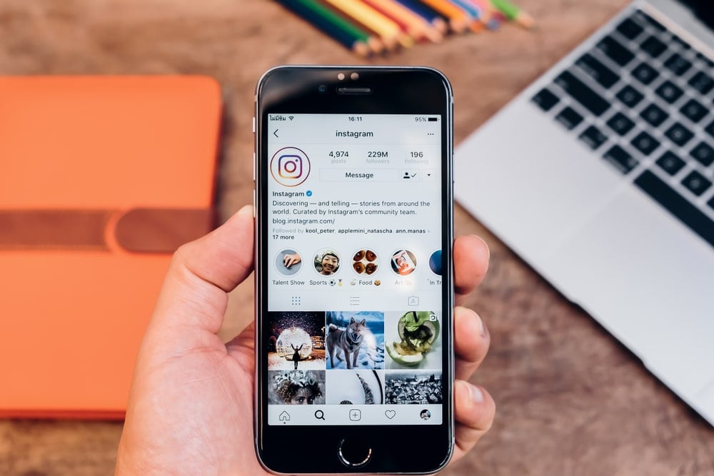 Instagram Caption Spacing: 6 Tips To Make Your Captions Look Good